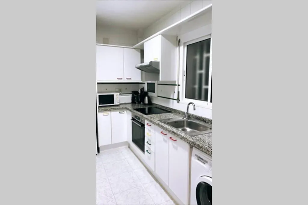 Apartamento luminoso y amplio en centro de Salou
