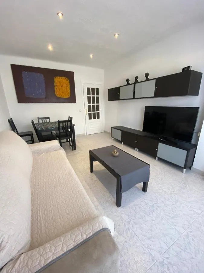 Apartamento luminoso y amplio en centro de Salou