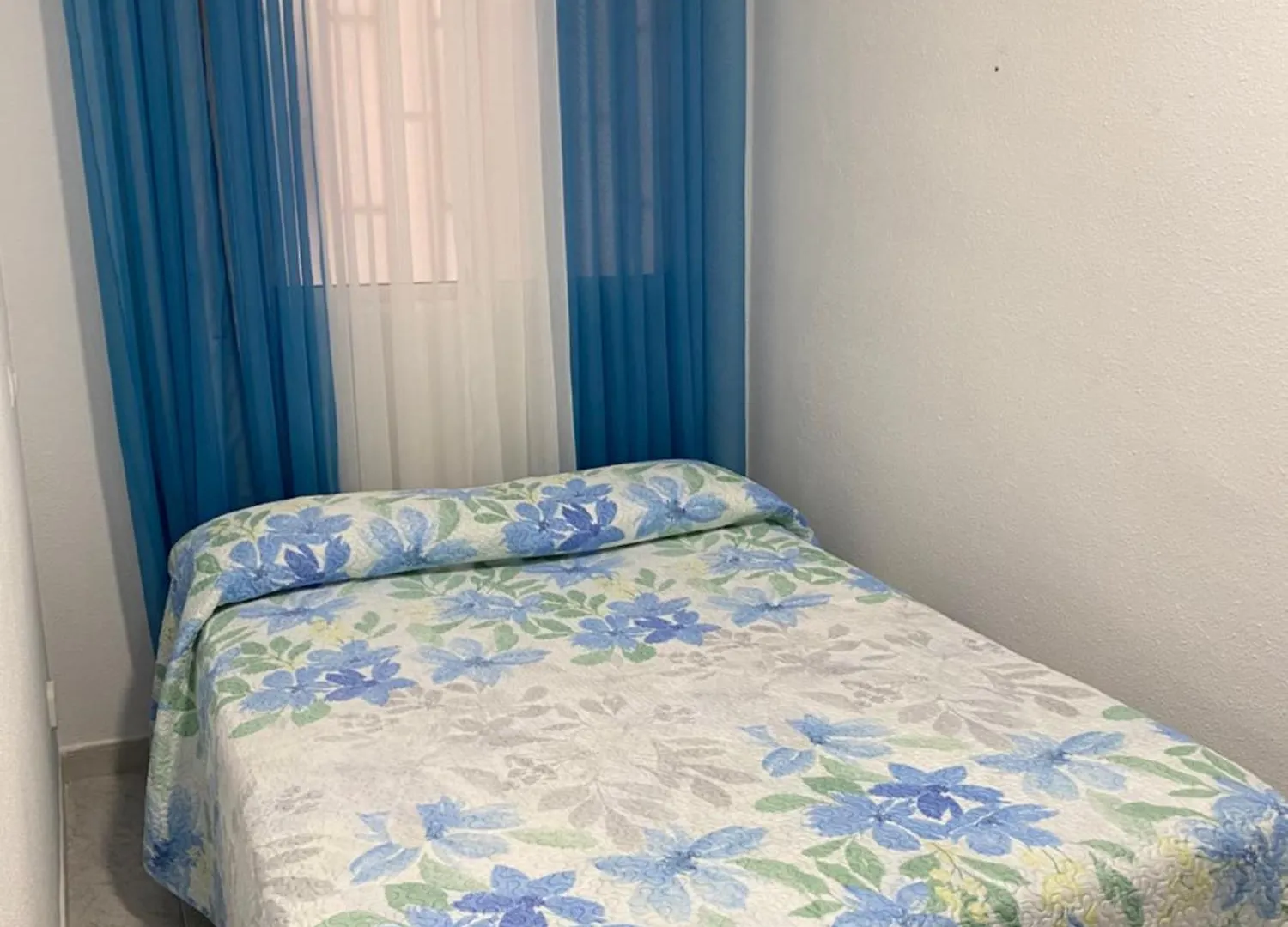 Apartamento luminoso y amplio en centro de Salou